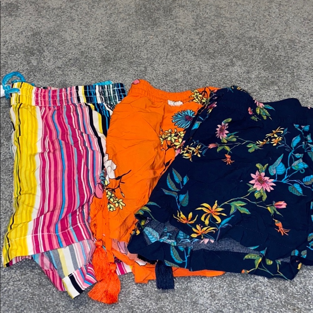 Very cute colorful shorts